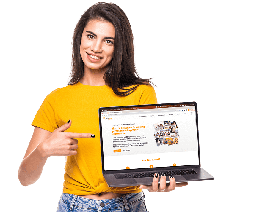 PhotoSouls on laptop